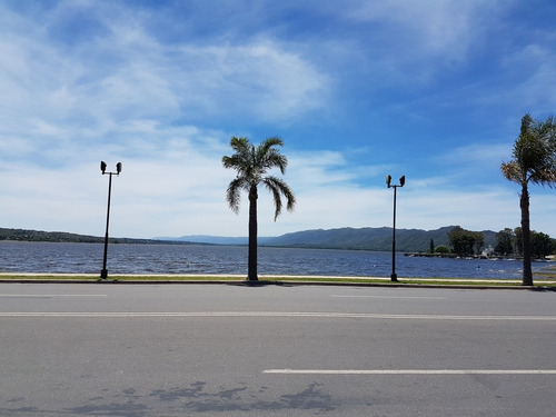 Locales En Venta - En Plena Costanera De Villa Carlos Paz, Gran Vista Al Lago ! Unidades De Entrega