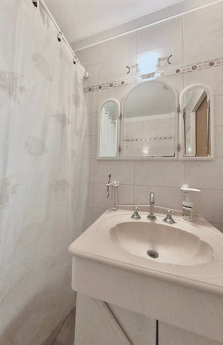 Venta- Casa En Una Planta En El Sosiego, Canning