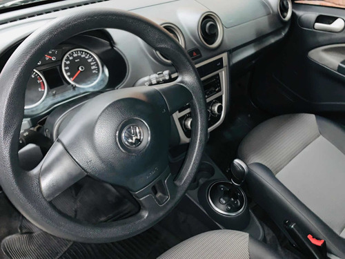 Imagen 12 de 13 de Volkswagen Voyage 2012 1.6 Highline Imotion