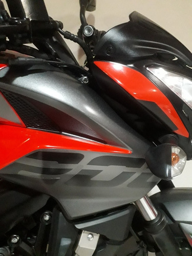 Bajaj Ruoser Ns200