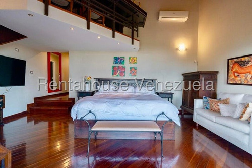 Casa ( 3 Niveles / Remodelada) Venta Alto Hatillo ( Urb. La Hatillana) Mls-25-8876
