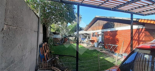 Imagen 2 de 20 de Casa En Venta De 3 Dorm. 2 Baños, Microbarrio, 212 M2 Terren