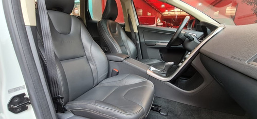 Volvo Xc60 R-desing 2.0