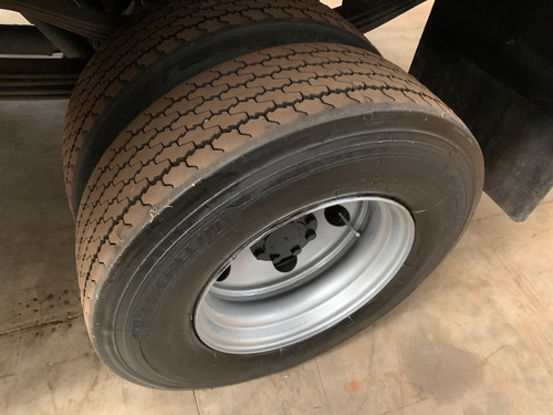 Imagem 6 de 9 de Ford Cargo 1119 Baú 2015