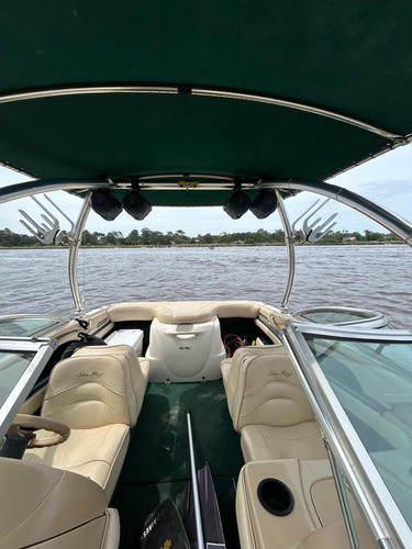 Sea Ray Signature