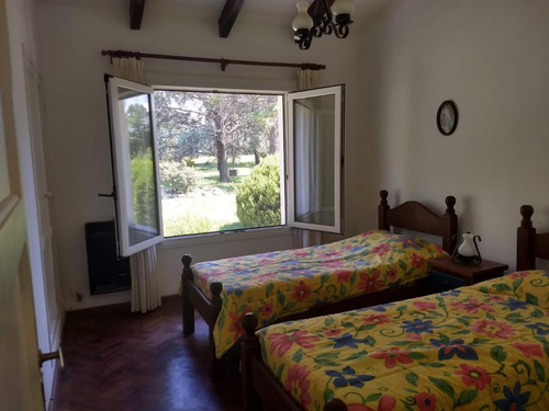Imagen 4 de 22 de Casa Venta - 3 Dormitorios 2 Baños - 6222mts2 Totales - Villa Parque Siquiman