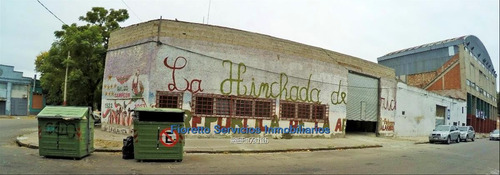 Imagen 2 de 13 de Deposito Galpón Local Gran Esquina