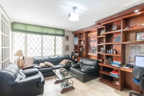Apartamento En Venta En El Chicó. Cod V6217