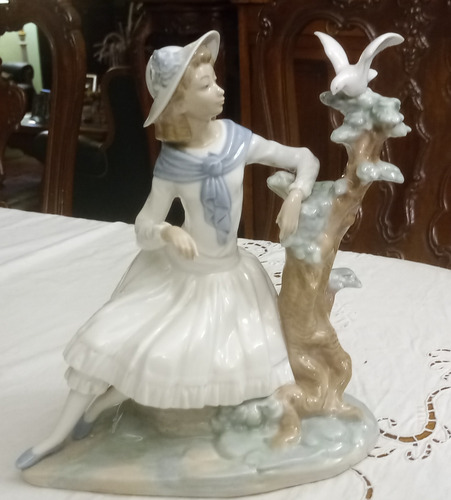 Antiguo Adorno Figura Porcelana Nao By Lladro 26cm Alto N318 (Usado)
