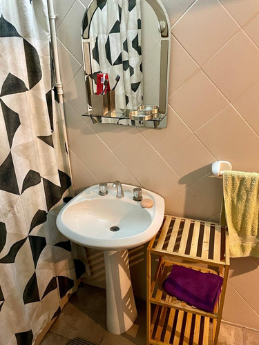 Se Vende Casa Con Pileta + Departamento