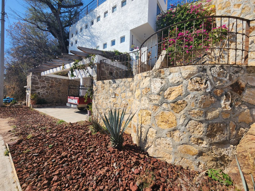 Venta Casa Ciruela I En Una De Las Zonas Más Altas Con 4 Habitaciones Y Baño Principal. Alberca Climatizada Con Jardín Enorme En Vistas Ponorámicas En Fracc Rancho San Diego Ixtapan De La Sal