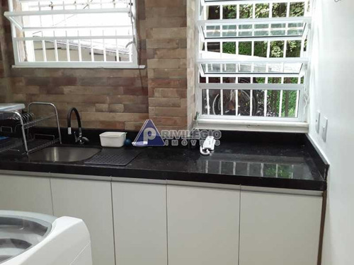 Apartamento À Venda, 2 Quartos, 1 Suíte, Leme - Rio De Janeiro/rj - 22517