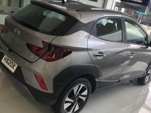 Imagem 2 de 5 de Hyundai Hb20x 1.6 16v Vision