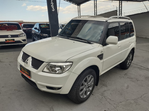 Mitsubishi Pajero TR4 2.0 4X2 16V 140CV FLEX 4P AUTOMÁTICO
