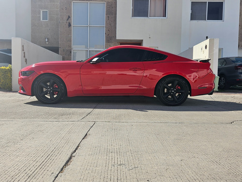 Ford Mustang 3.8 Coupe 3.7 V6 At
