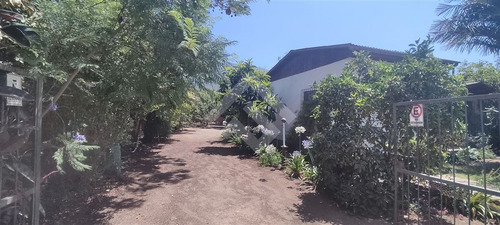 Casa En Venta De 3 Dorm. En Olmué