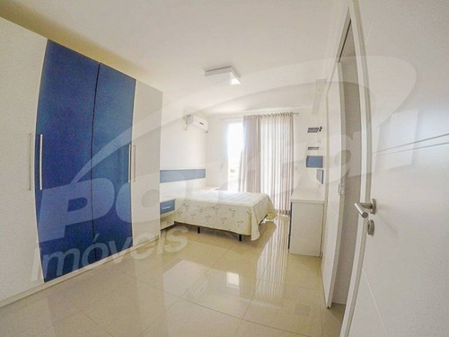 Excelente Casa De Alto Padrão Com 3 Quartos, Sendo 1 Suíte E 2 Demi-suítes, No Centro De Balneário Piçarras/sc (cód. 6965) - 3576965v