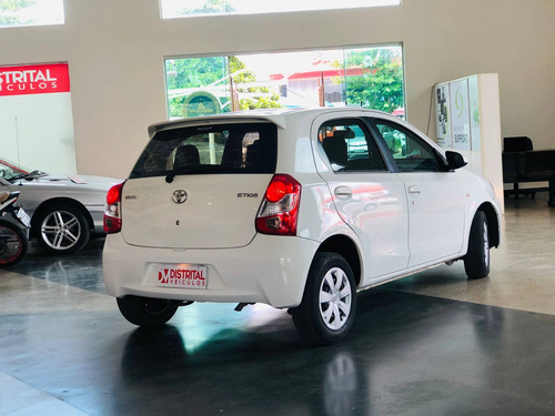 Toyota Etios 1.5 Xs 16v Flex 4p Manual