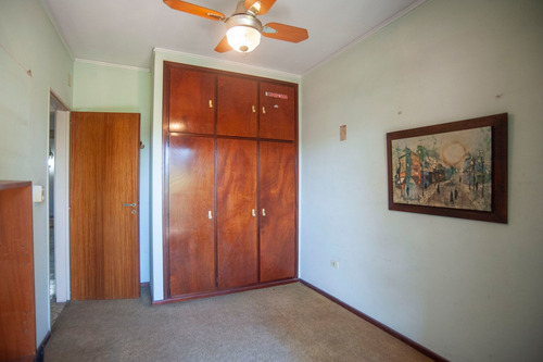 Casa En Venta City Bell, Galpón Y Local