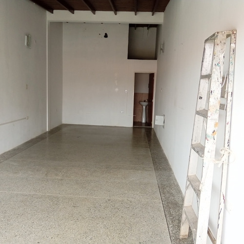 Imagen 2 de 4 de Local En Venta - Av. Los Próceres (3494)