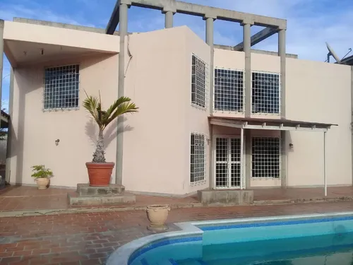 Casa Urb. Costa Azul Jc
