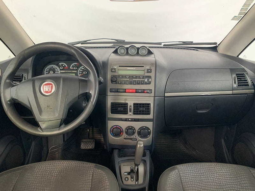 Imagem 7 de 10 de Fiat Idea Adventure Dual 2012