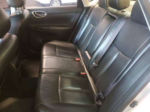 Imagem 11 de 14 de Nissan Sentra 2.0 Sl 16v Flex 4p Automático