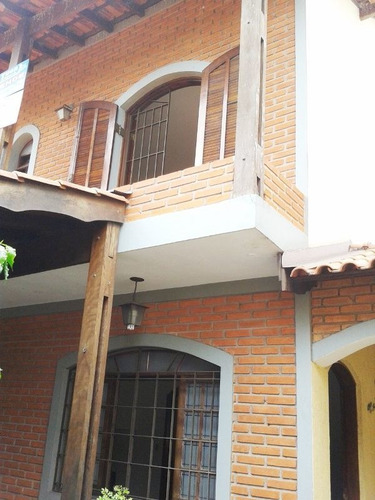 Casa À Venda Na Rua Gercino Garcia Do Nascimento, Jardim Maristela, São Paulo - Sp - Liv-9471