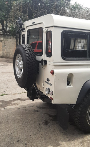 Imagen 5 de 13 de Land Rover Defender 110