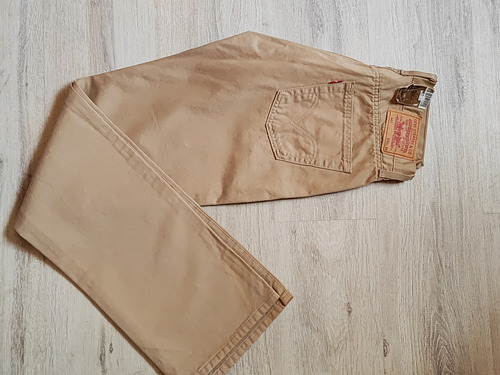 Levi's 401 Beige W30l34 Nvo. Original 