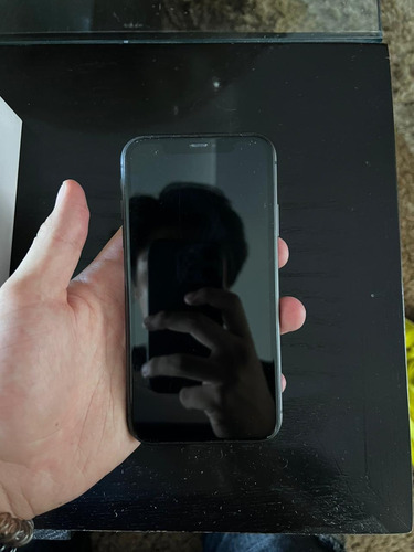 iPhone 11 64gb (Usado)