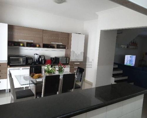 Imagem 10 de 19 de Casa 3 Dormitorios Villa Branca Jacareí - Ca00557 - 67863465
