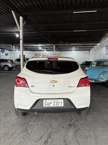 Chevrolet Onix Onix 1.0 mt lt