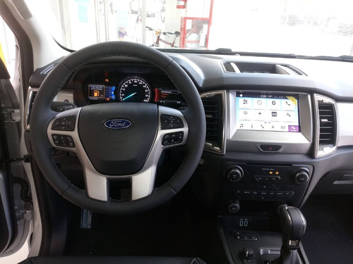 Imagen 8 de 15 de Ford Ranger Limited 3.2 Automatica 4x4 200hp