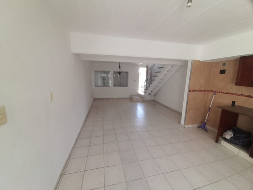 Casa 3 Dorm. En Arbolito Esq. Alfonso Lamas Flor De Maroñas U$s72000