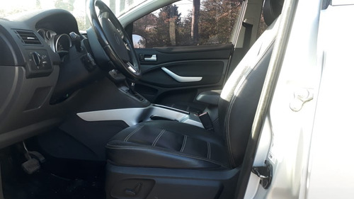 Imagen 9 de 12 de Ford Kuga 2.5t At 4x4 200cv 2013