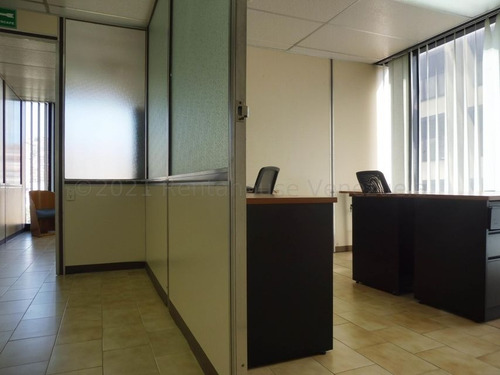 Imagen 7 de 16 de La Urbina, Oficina En Venta De 160 M², Rah # 22-10881, Mary Rangel 0412-9626921