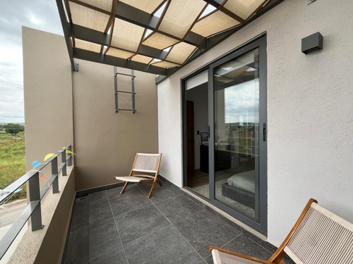 Casa En Tizayuca De 3 Recamaras, Con Terraza Y Alberca En Amenidades, Agende Su Cita, Sera Un Placer Atenderlos.