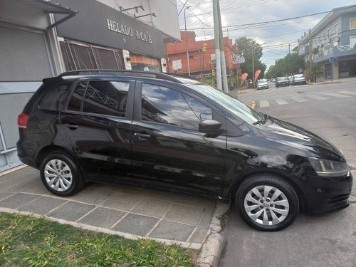 Imagen 3 de 13 de Volkswagen Suran 2016 1.6 Comfortline 101cv