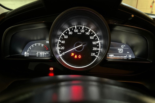 Mazda (in) 2.0 R Ipm Mt 5p