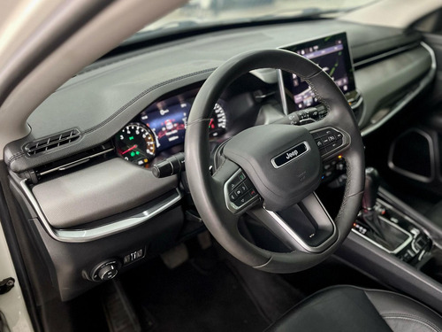 Jeep Compass LONG. T270 1.3 TB 4x2 Flex Aut.