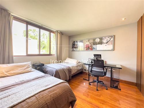 Exclusiva Casa En Condominio Camino La Posada En Las Condes