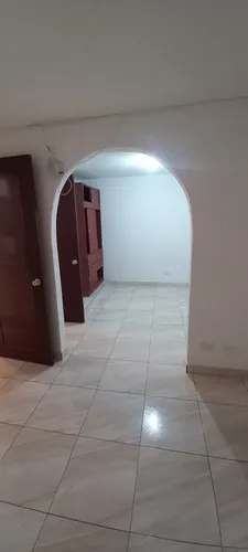 Casa 4 Niveles Área 6 X 12 Mts Con Bodega
