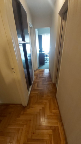 Imagen 10 de 22 de 4 Ambientes C/dependencia Frente Balcon 2 Baños Lavadero