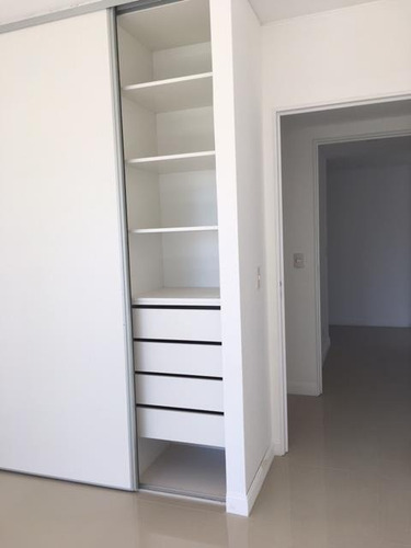 Imagen 3 de 5 de Departamento En Venta 3 Ambientes Olivos