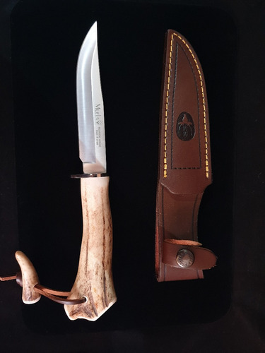 Imagen 2 de 7 de Cuchillo Gredos 130mm Asta Ciervo C/funda Marca Muela