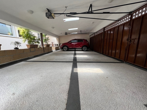 Imagen 3 de 30 de Casa De Un Piso Con Jardín En Venta En Pedregal De San Franc