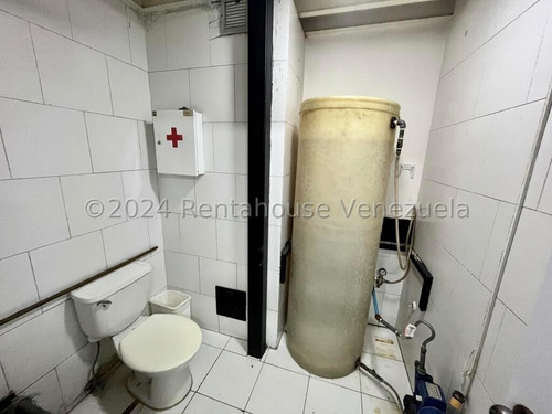 Yf Local En Venta En El Recreo 24-16181 Gn