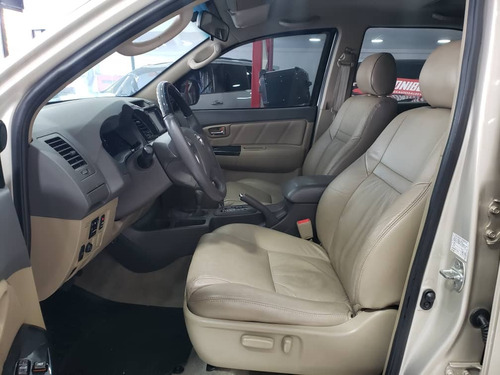 Toyota Fortuner Sr