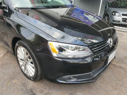 Volkswagen Jetta 2.5 Sport L5 Man Qc Nav B A C B E At
